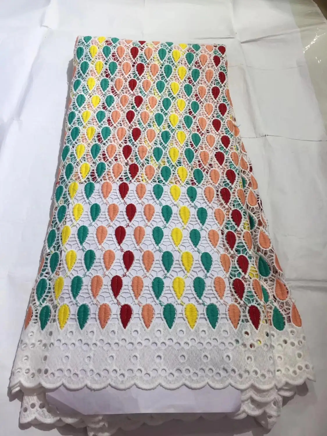 

Latest Guipure Lace For Wedding Aso Ebi Water Soluble African Lace Fabric Nigerian Lace Fabric