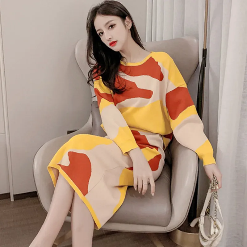 

Korean Style Women's Knitting Two Piece Suit Grace Color Collision Round Collar Long Sleeves Knitting Pullover+Short Skirt Suits