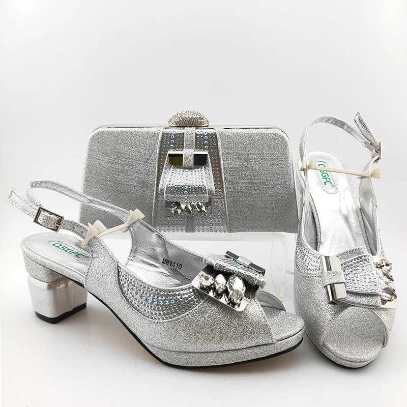 

Hot sales silver african aso ebi shoes and bag set 2020 new fashion nigeria party shoes matching bag set in silver SB2023-2