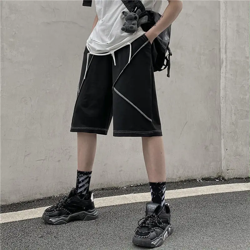 

2020 Summer New Youth Popular Loose Stitching Old Harajuku Style Five-point Pants Fashion Casual Straight Shorts Black M-XL