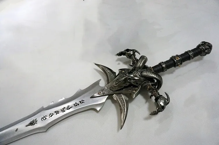 Мир игры Frostmourne меч Реплика коллекция длина 120 см нержавеющая сталь Сделано с задней подвеской доска косплей реквизит