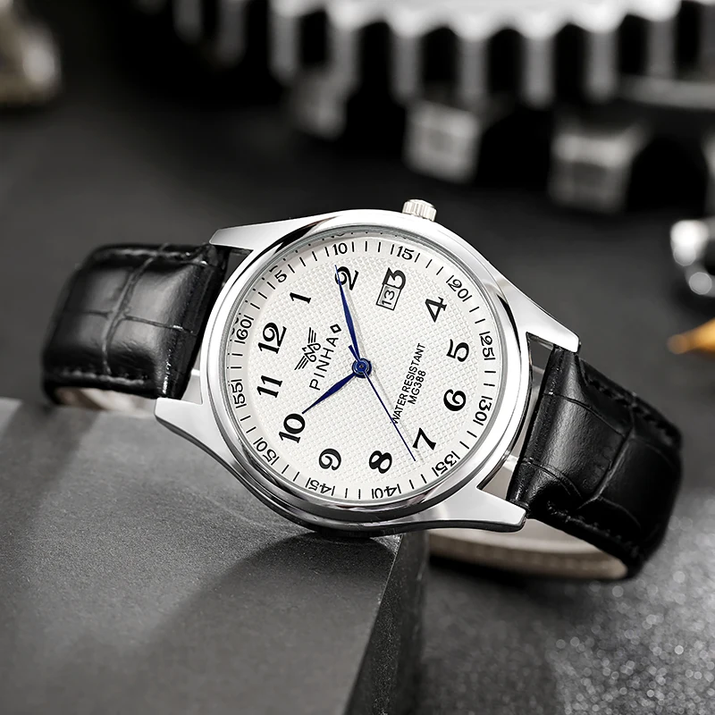 Men's Fashion Leather Wristwatch 
