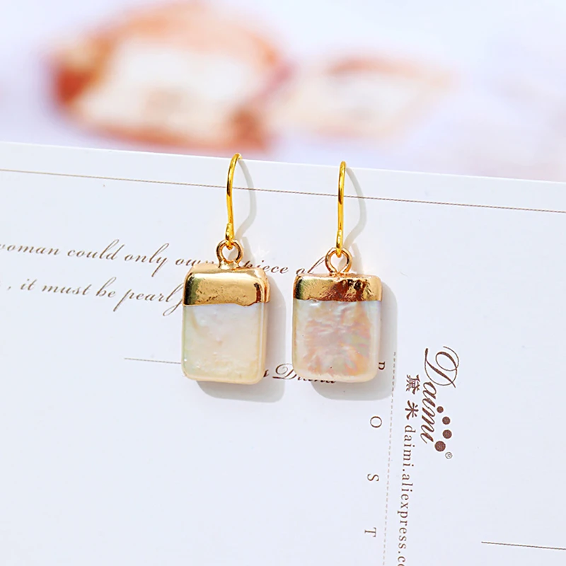 Женские серьги с пресноводным жемчугом DAIMI Серебристые квадратной формы Размер 10