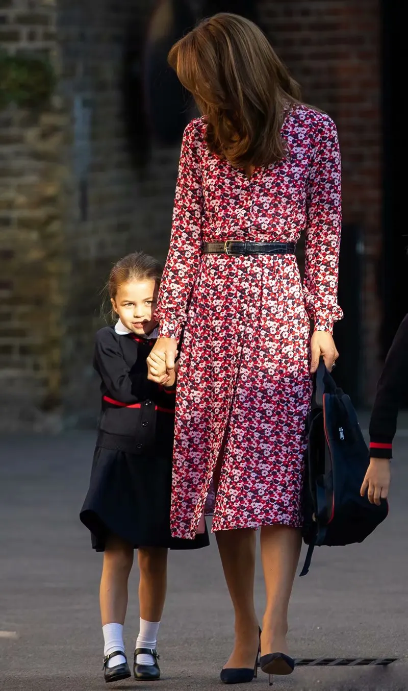 Princess Kate Dress Women Long Sleeve Dress Autumn Flower Print Runway Robe V Neck Single-breasted Vintage Midi Dresses+ Belt