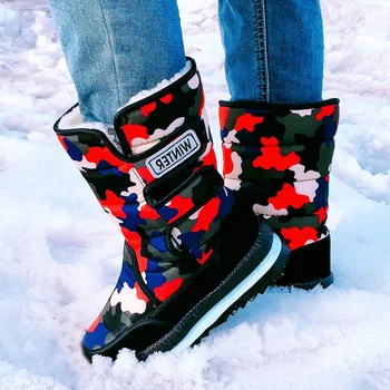 冬の雪のブーツ女性の靴厚い増加 2020 冬の新暖かい快適なカジュアルブーツ防水超軽量靴