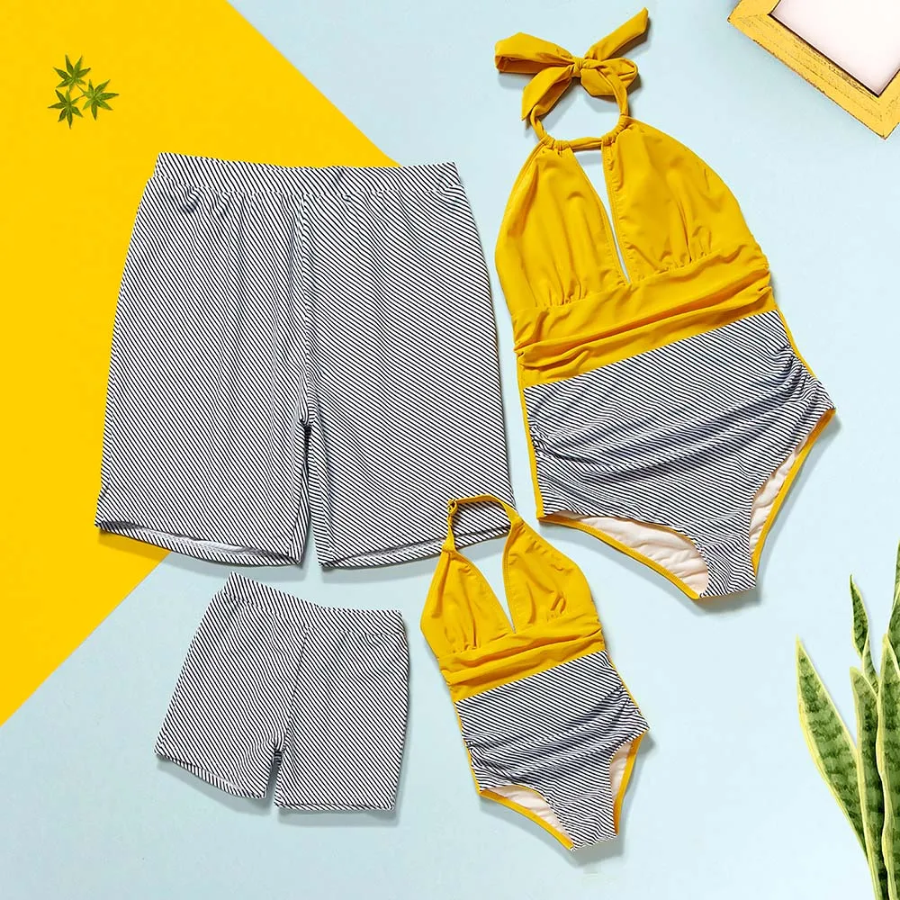 

Striped Swimsuit Family Matching Outfits Clothes Look Mother Daughter Swimwear Mommy and Me Bikini Dresses Dad Son Swim Shorts