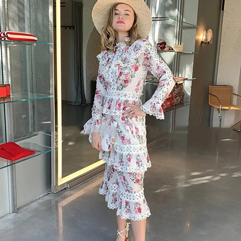 

Heave Designer Rose Flower Print Patchwork Dress Long Sleeve Cascading Ruffle Lace Trim Dresses