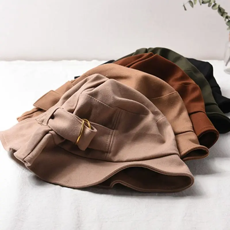 Стильная женская осенняя плиссированная Кепка с большим поясом с металлической пряжкой и узлом, Женская Повседневная однотонная женская уличная Рыбацкая шляпа