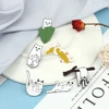 Divertido gatos blanco esmalte Pin rama hoja Banana gatos broche mujeres hombres solapa pines Denim Jeans Placa de dibujos animados joyería regalos ► Foto 2/6