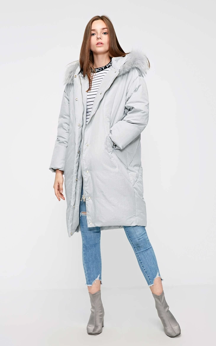 Vero Moda Женская куртка-пуховик средней длины с капюшоном из меха енота, 90% утиного пуха | 318412543