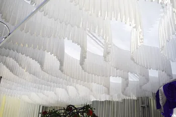 

Customized Upscale Wedding Stage Ceiling Decoration Yarn S-shaped Wave Design Genting Yarn Mantle Haning Ornament