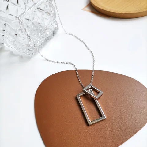 Rectangular Pendant Necklace simple and fine style niche design sense clavicle chain ins style neck chain