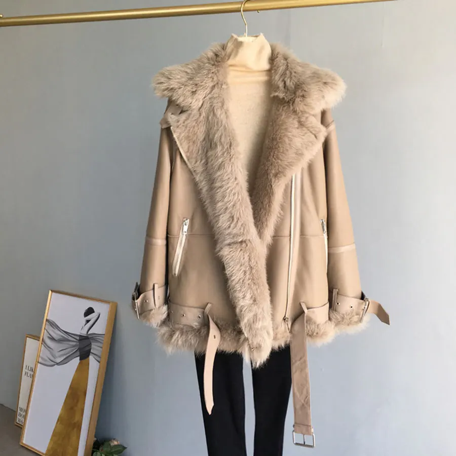 Новая модная зимняя теплая Байкерская Шерсть Шуба с v-образным вырезом для женщин из натуральной овечьей кожи каракуль и меховые куртки