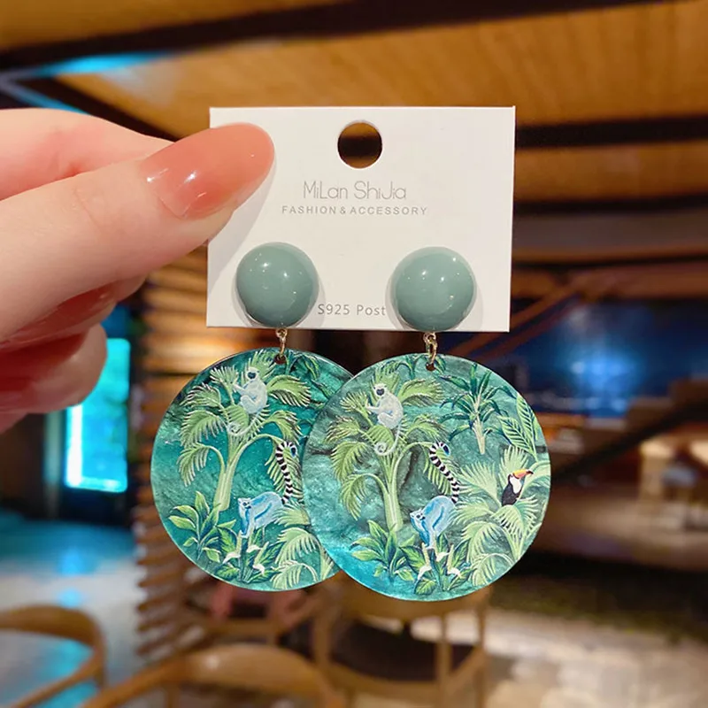 Vintage Forest Animal Plant Pattern Big Round Earrings For Women Resin Green Color Simple Daily Life Jewelry Accessories