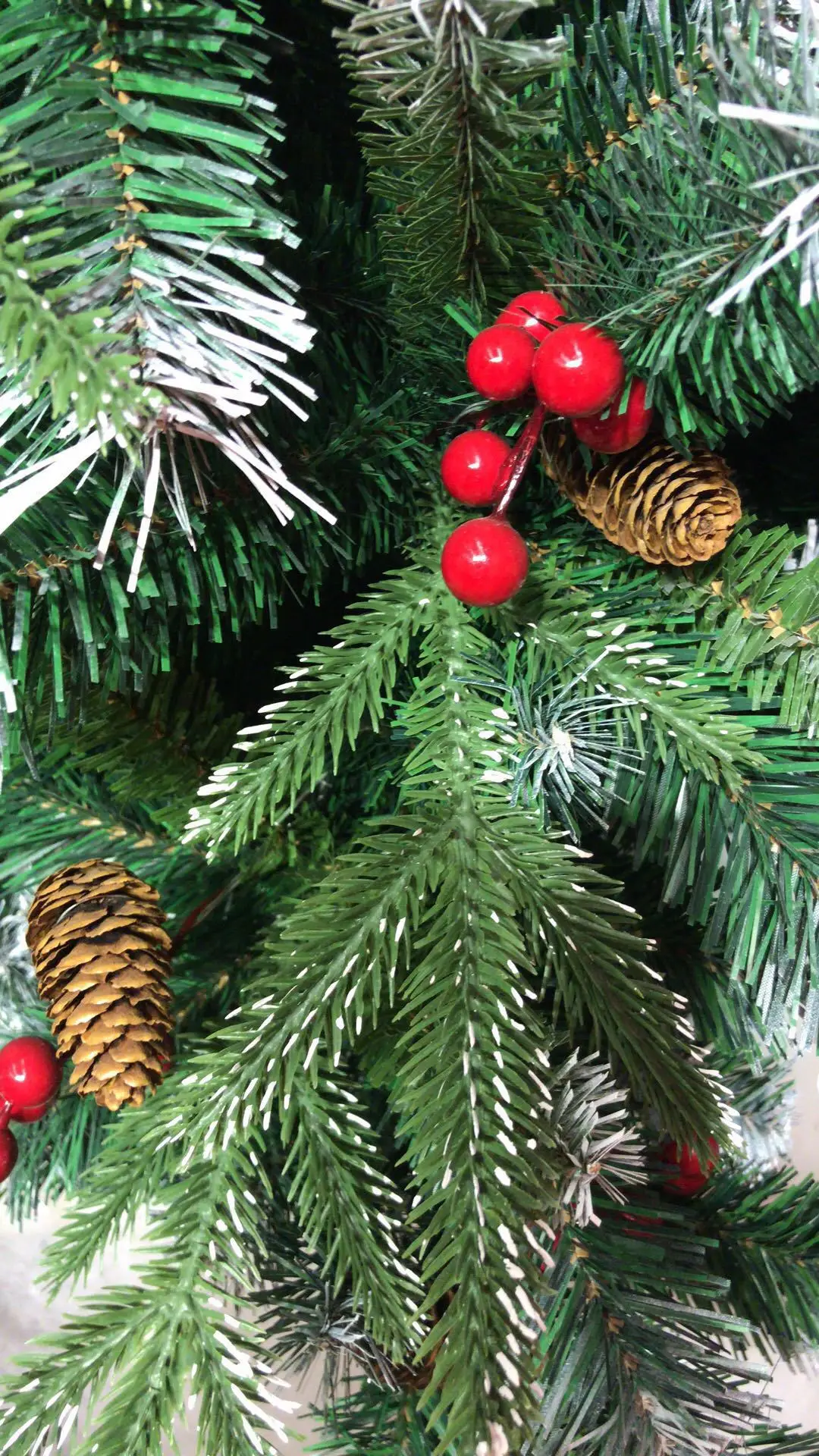 ПВХ Снег pinecone Красная рождественская елка Рождество PE атмосферное украшение на заказ оптом