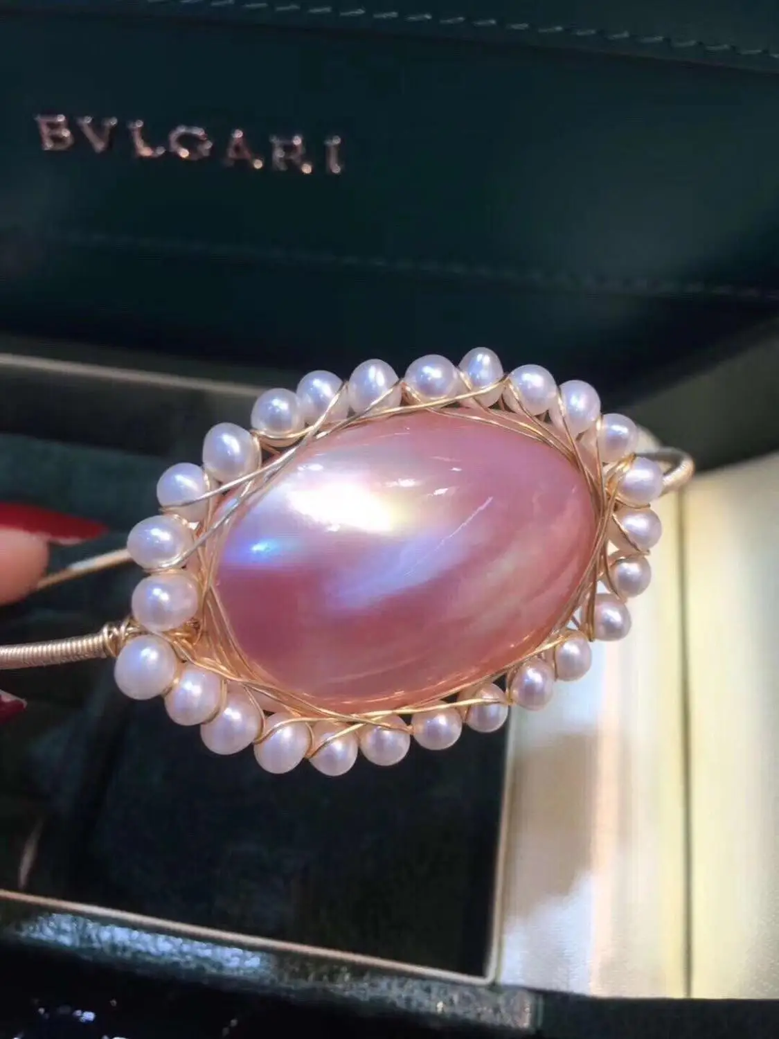 

D123 Mabe Bangle Fine Jewelry 14K Plated Natural Pink Mabe Peals Bracelets for Women Fine Pearls Bracelets