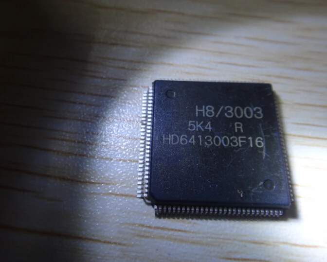10 шт. IC HD6413003F16