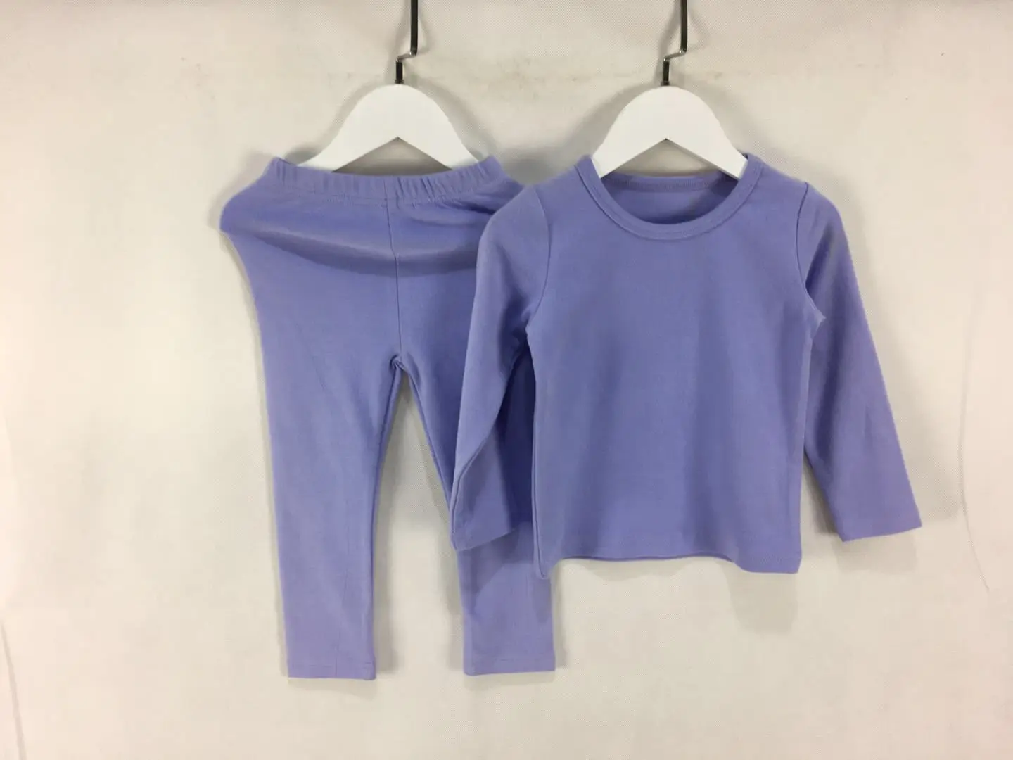 Roupas para Meninos Camisa + Calças Conjuntos de Roupas Venda Quente Crianças Pijamas Meninas t Compridas 2 Pçs Terno Macio Outono Inverno 2020 20 High Quality Mamãe e Bebê