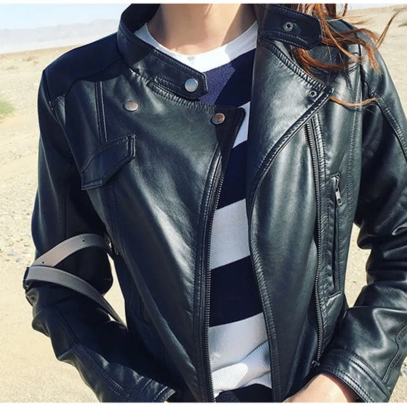 

Locomotive pu leather ms han edition cultivate one's morality short coat collar show thin leather jacket coat