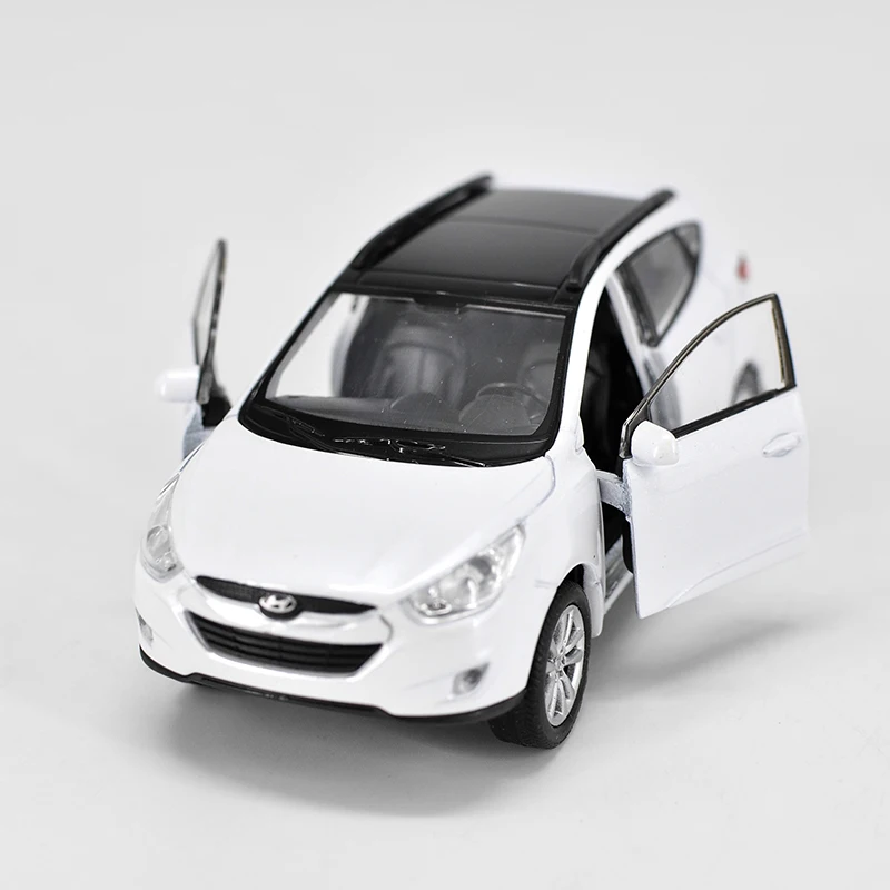  Best selling 1:36 Hyundai ix35 SUV alloy car modelsimulation die-casting door pull back modelchildr