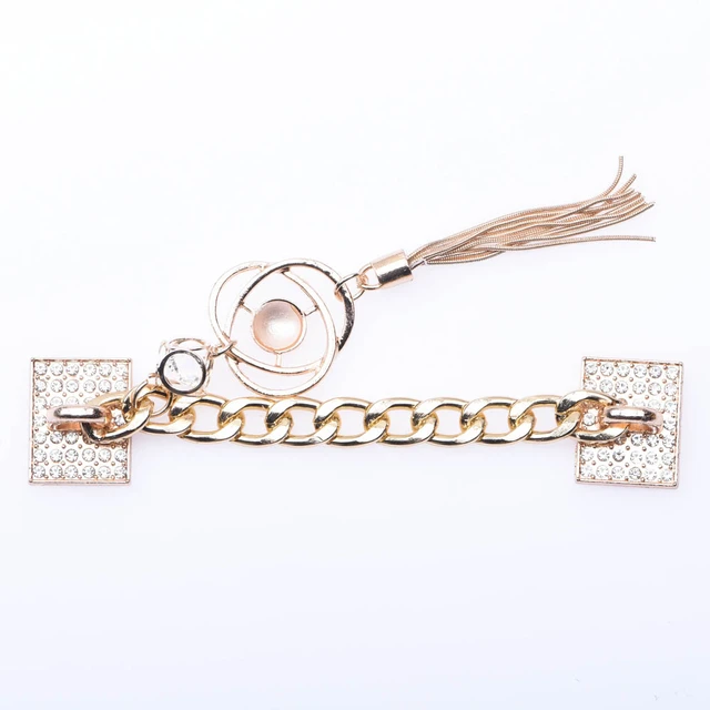 1 Pcs New Designer Chain Shoe Charms Croc Accessories Metal Charm Decoration for Croc Clog Shoes Pendant Buckle for Girl Gift r6655