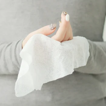 

100 pieces Travel disposable candy compressed towel bag