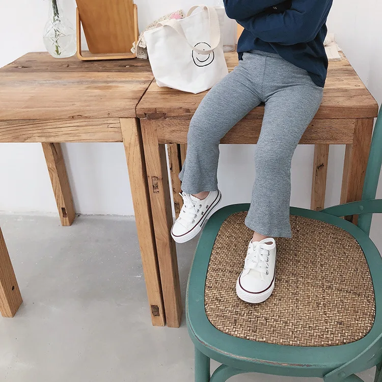 Детские эластичные брюки клеш однотонные штаны с микроботинками для девочек