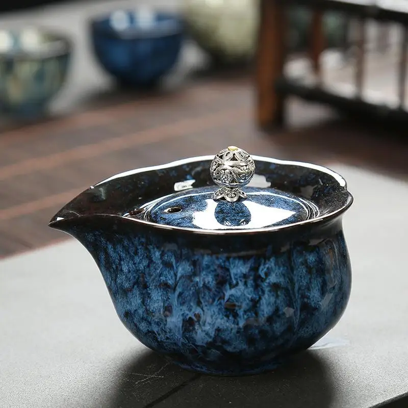 

1pcs 160ml Chinese Style Ceramics Teapot Porcelain Kongfu Tea Set Portable Tea Pot for Travel Home Coffee Pot Water Kettle