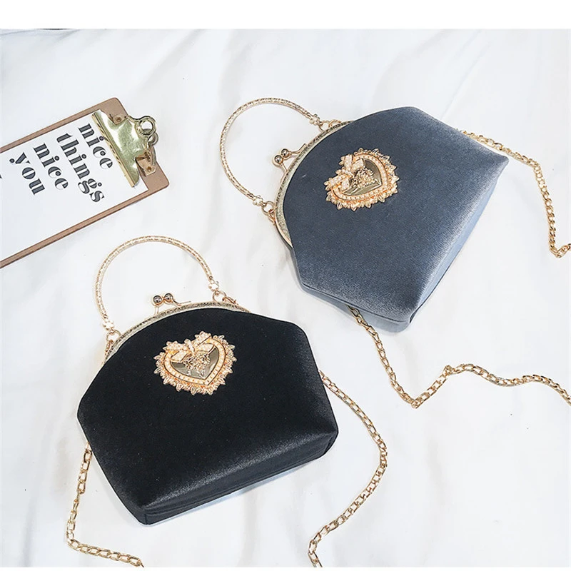 

Female Velvet Pearl Handbag Vintage Velour Heart Design Evening Bag Wedding Party Bride Clutch Velour Bag Purse