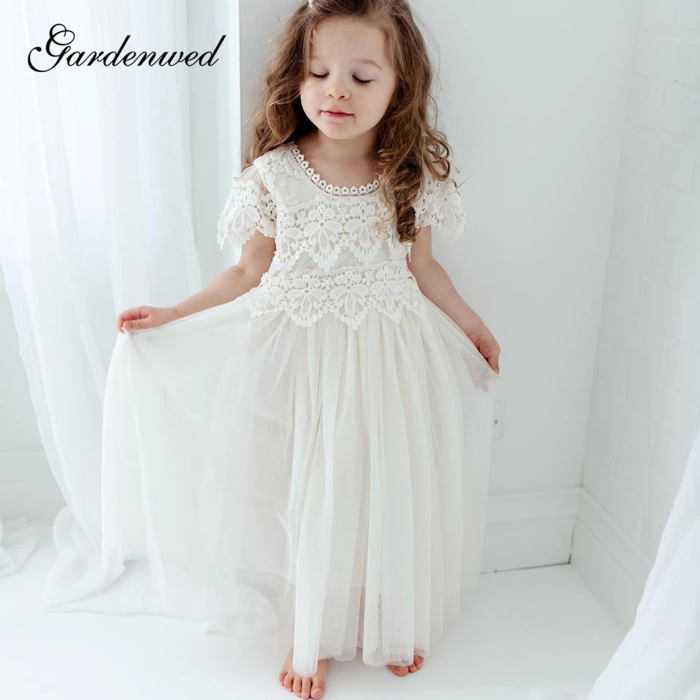 

Ivory Boho Lace Flower Girl Dresses Simple O-Neck Tulle First Communion Dresses Cap Sleeves Long Girls Wedding Party Dresses