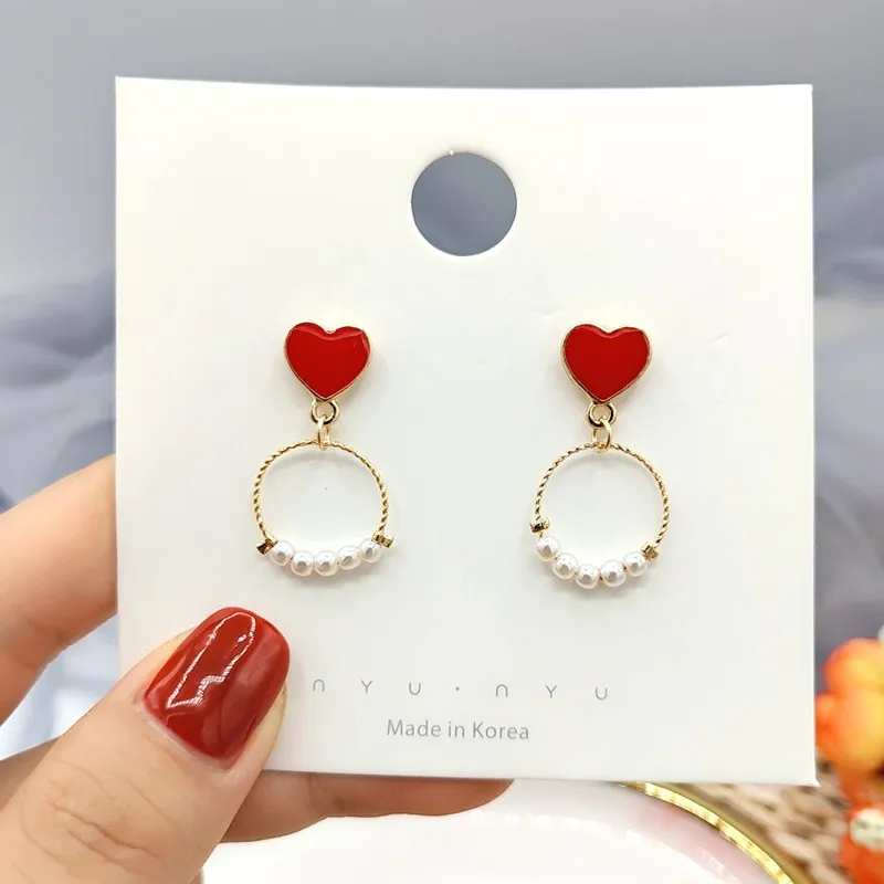 Drop Earrings Dangle Earrings Pearl Earrings Pendant Earrings Imitation Pearl Earrings for Women Hollow Heart Pendants Korean Drop Earrings Personality Hanging earrings boucle oreille femme