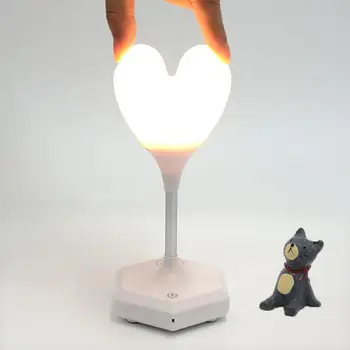 

Kuulee USB Charging LED Heart Shape Table Light Cute Night Light Decoration Christmas Gift Photo Props