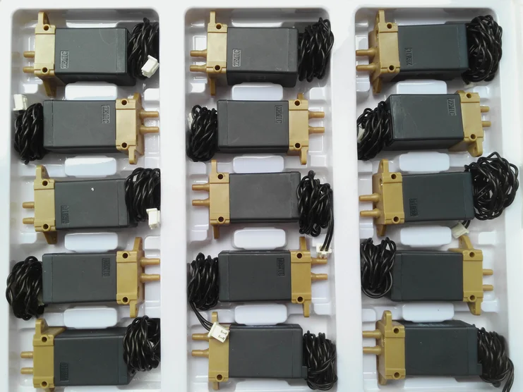 For URIT 5200 URIT 3000 zemic solenoid valve 2 Way and 3 Way URIT-5200 URIT-3000 12V DC 220kPA new 1 piece