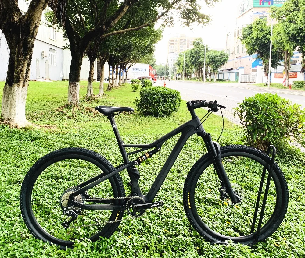 Clearance 29er Boost XC MTB Frameset carbon size 15.5/17.5/19.5 inch 29er mountain bike frame 148*12 Max tires 3.0 full suspension mtb 14