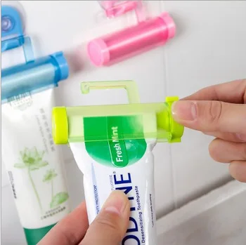 

Sucker Hanging Toothpaste Dispenser Submarine Cleansing Foam Squeezing Machine Lazy Toothpaste Tool