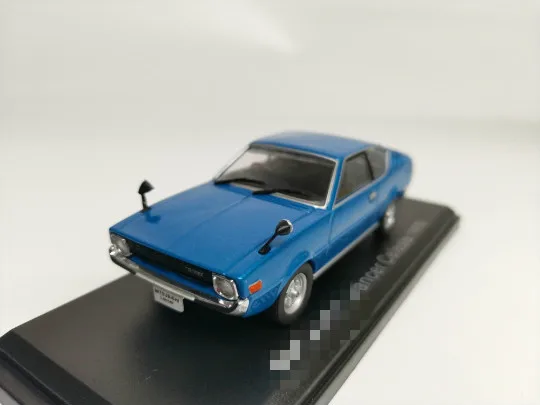 Ряд из 1/43 редких новых специальных литых металлических моделей автомобилей Коллекция игрушек для детей