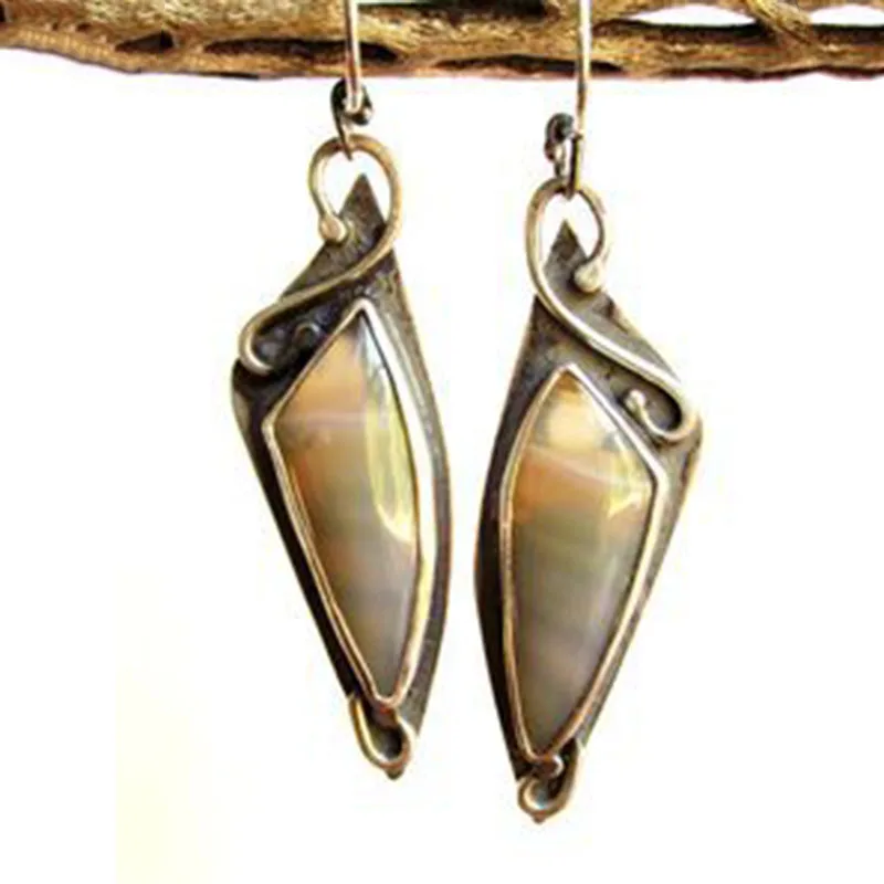 

Retro Labradorite Yellow Brown Geometric Earrings Female Gypsy Indian Synthetic Shell Long Dangle Earring Tribal Jewelry Z3D291