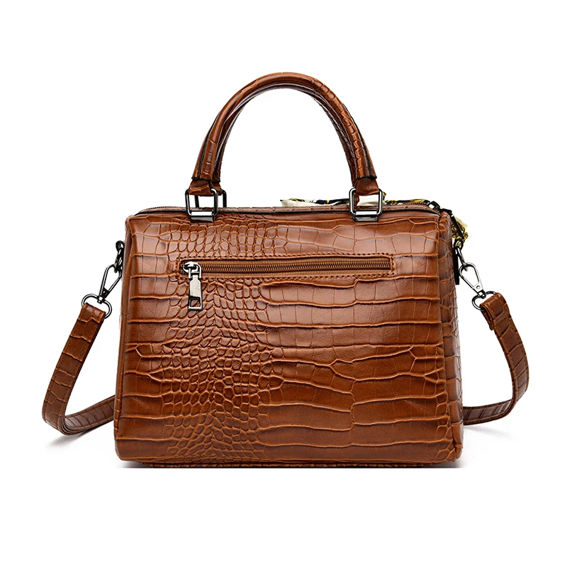 Женская сумка через плечо с заклепками из искусственной кожи в стиле Бостона