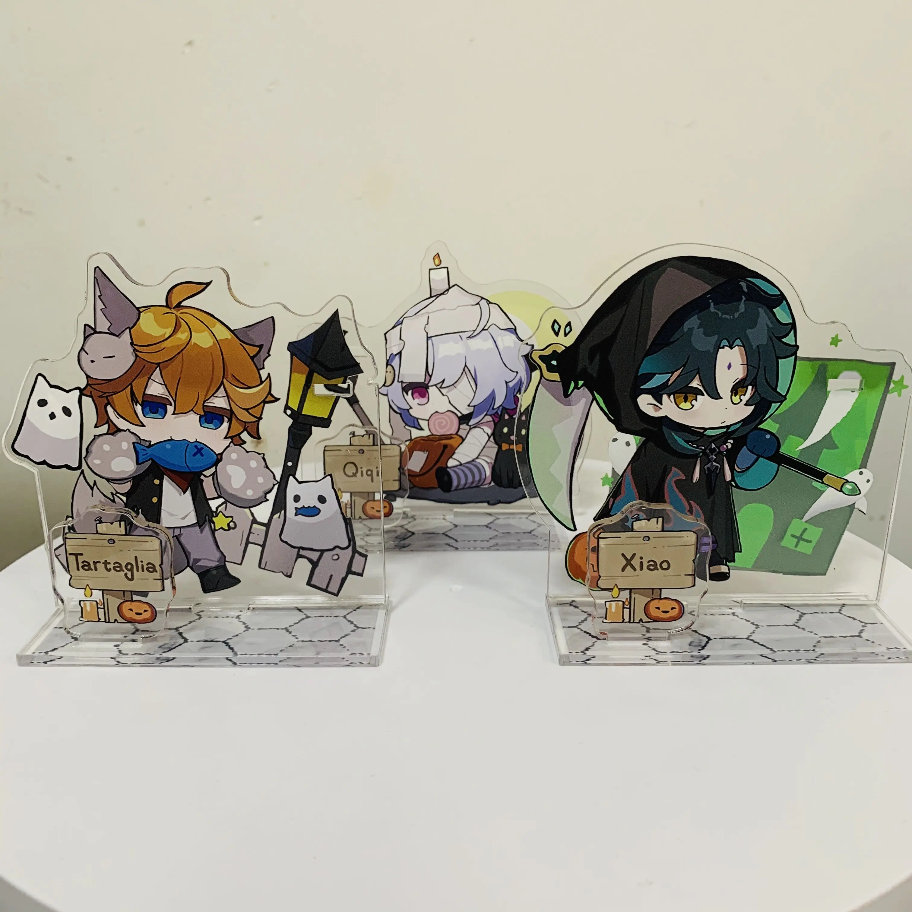 9CM Anime Game Genshin Figure Diluc Tartaglia  Diluc Hu Tao Ganyu Cosplay Acrylic Stand Model  Desktop Decoration Fans Gift