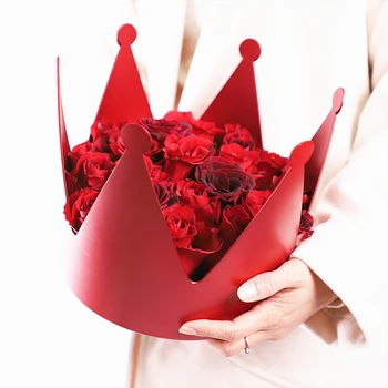 

Flower Arrangement Plastic Steel Crown Boxes Rose Bouquet Gift Packaging Box Birthday Wedding Party Decoration Centerpiece