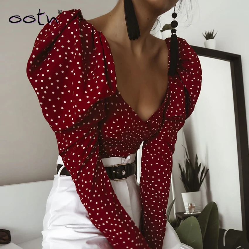 Сексуальный укороченный топ с открытой спиной, женские рубашки в горошек,, красная женская блузка на шнуровке с v-образным вырезом и пышными рукавами, осенняя летняя уличная одежда