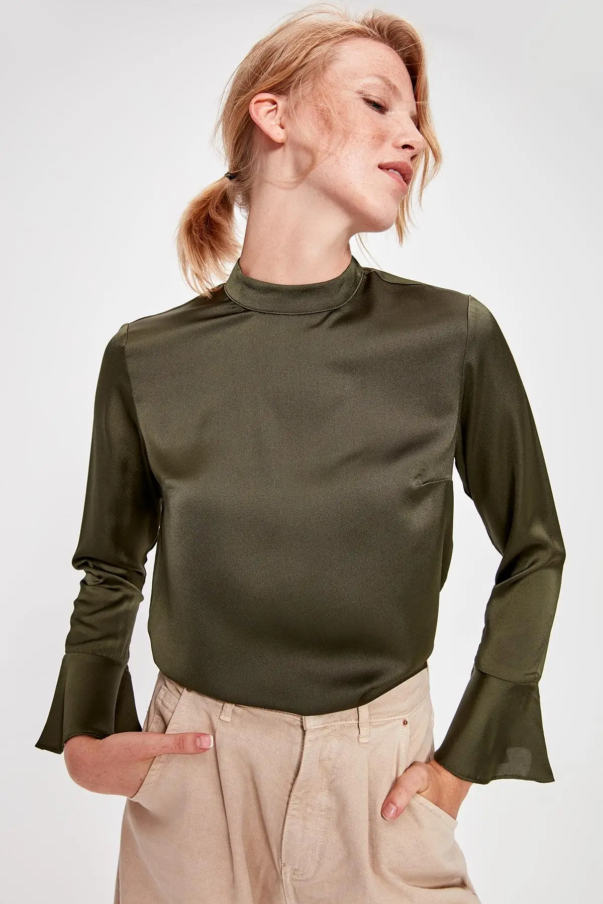 

Trendyol Khaki Sleeve Detaylı Bluz TWOAW20BZ0040