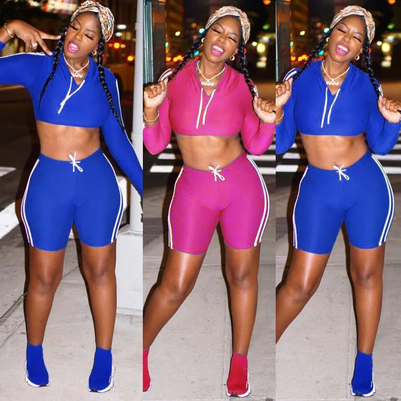 

Autumn And Winter WOMEN'S Dress Hot Selling Long Sleeve Short Tops Side Stripes Shorts Set