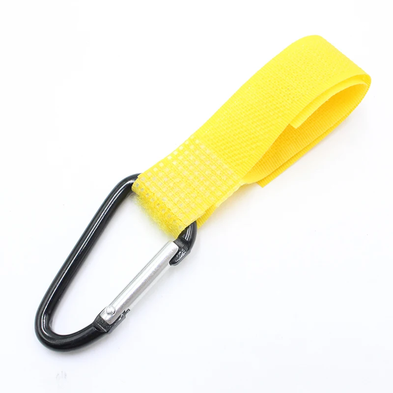 2 pcs yellow hooks 2 шт. аксессуары для детских колясок многоцелевой крюк для детских колясок сумка для подгузников крючки крючок для коляски реквизит вешалка металлический Удобный крючок - Цвет: 2 pcs yellow hooks
