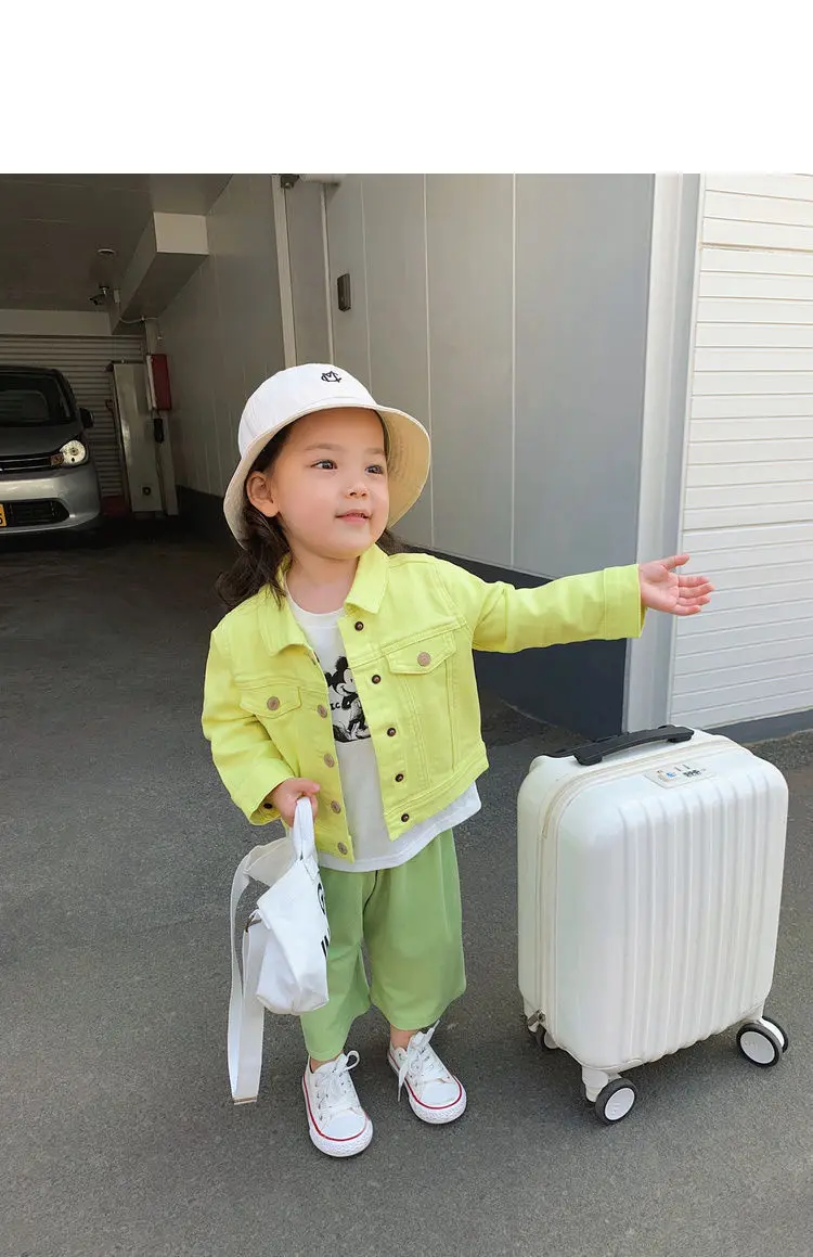 Menina do Bebê Primavera Nova Menino Moda Legal Denim Cabolsa Algodão Doce Cor Crianças Jaquetas Cabolsas Roupas Casuais 2020 22 High Quality Mamãe e Bebê