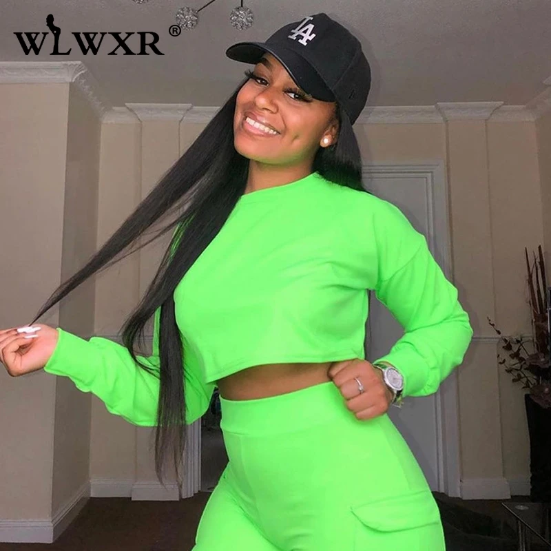 

WLWXR Streetwear Autumn Sweatshirt Women Crop Top Female O Neck Neon Green Pink Kpop Cropped Ladies Hoodies Women Pullover Tops