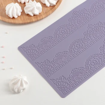 

Magic icing mat, 3 stripes, purple