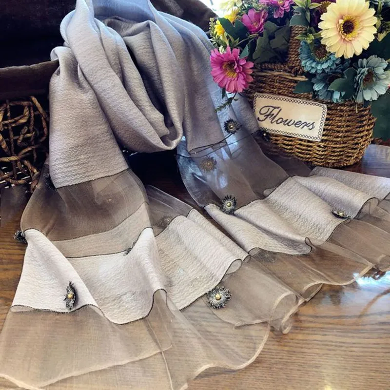 

KMS Spring and Autumn New High-grade Silk Hand-embroidered Scarf Dual-purpose Oversized Sun Shawl 195*70cm