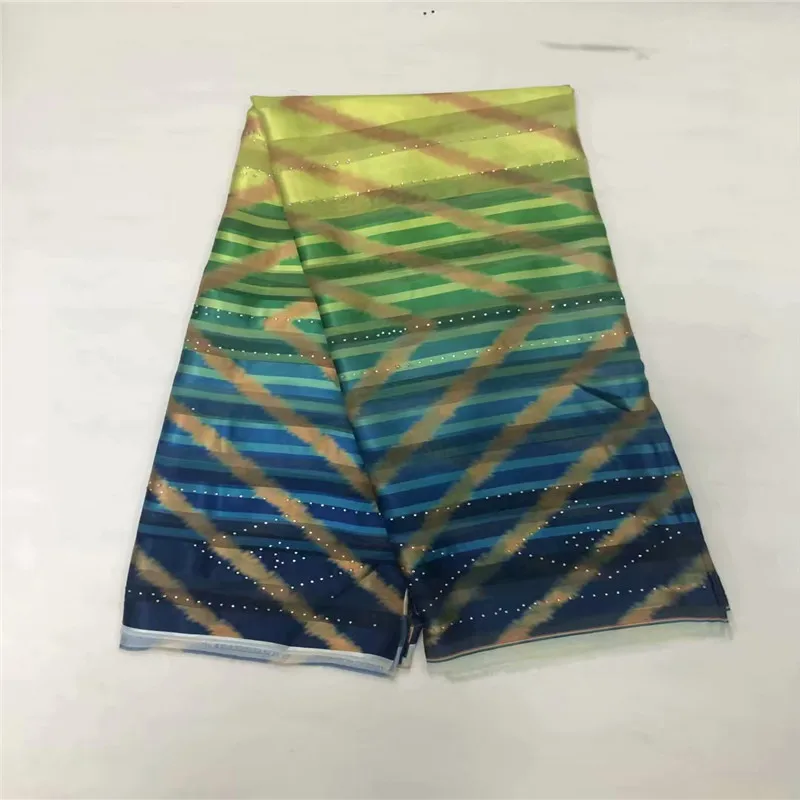 Европейская мода чистый шелк тутового шелкопряда Ткань шелковая ткань с принтом для мягкого шарфа платье швейные материалы TX111503