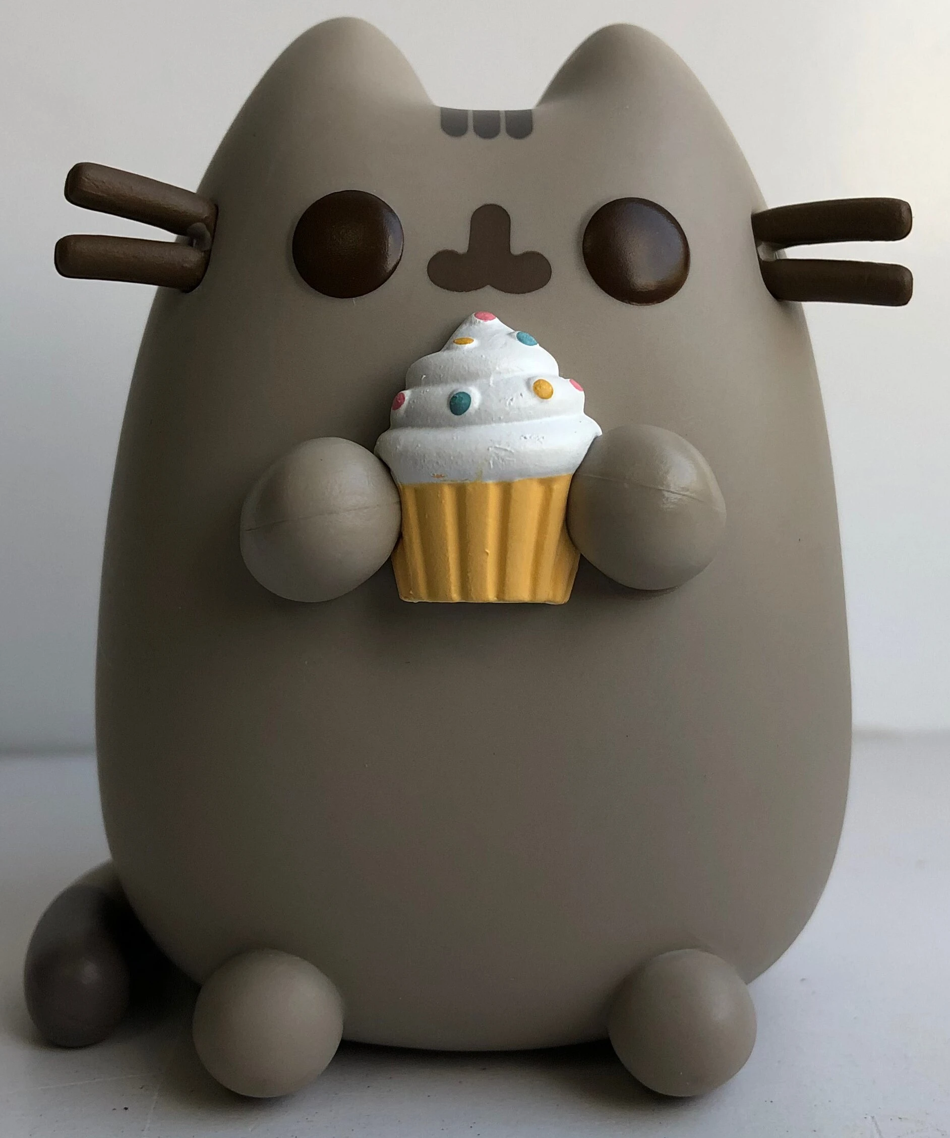 Gambar Funko Pop: Pusheen The Cat 